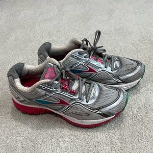 Womens Brooks ghost 7.5